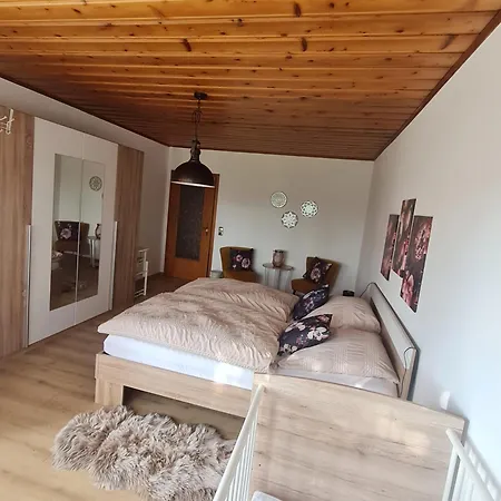 Elke Paternoster Apartamento *